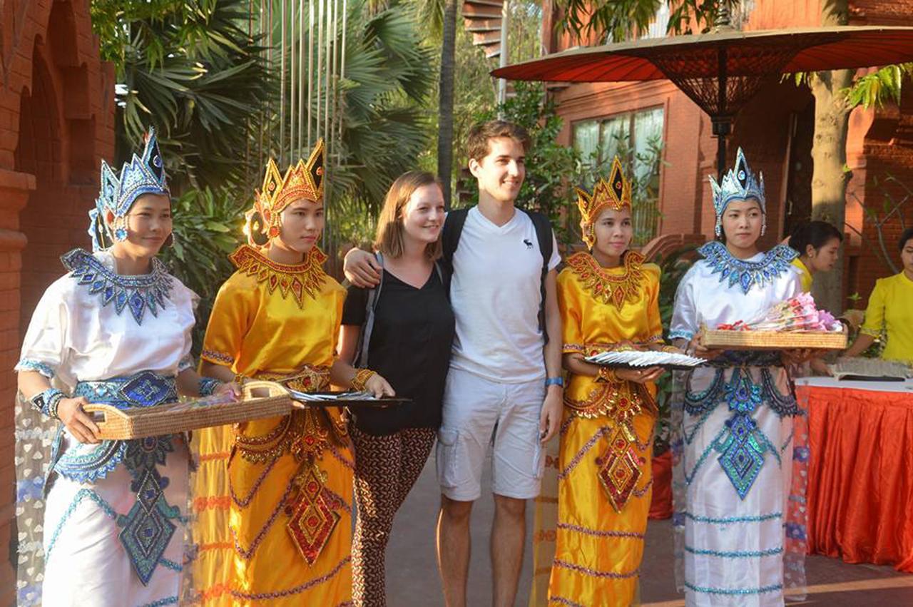 Hotel Sincere Smile Bagan New Bagan Bagian luar foto