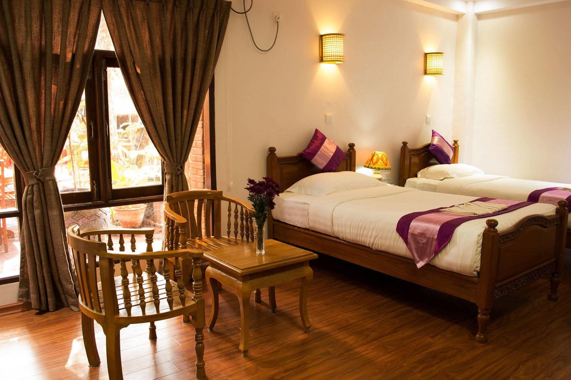 Hotel Sincere Smile Bagan New Bagan Bagian luar foto