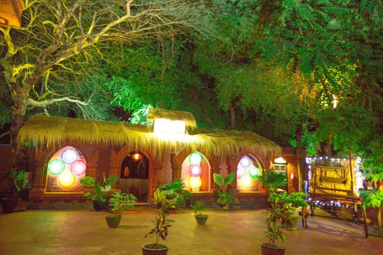 Hotel Sincere Smile Bagan New Bagan Bagian luar foto